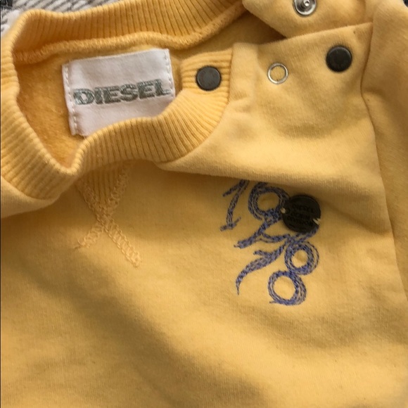 Diesel jeans and sweatshirt size 6m - Picture 5 of 5